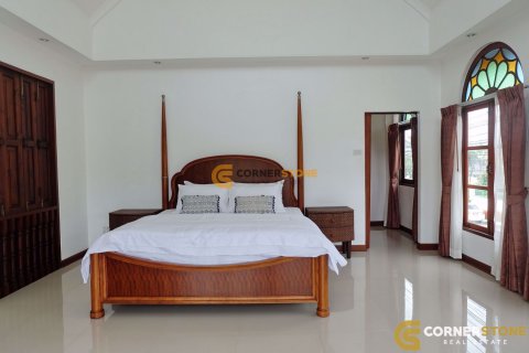 Estudio en Pattaya, Tailandia № 100384 - foto 30