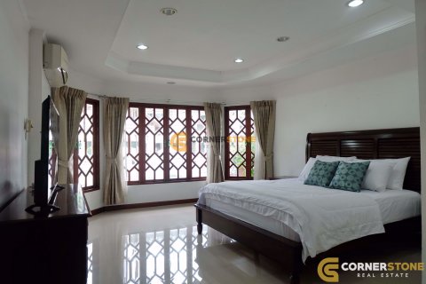 Estudio en Pattaya, Tailandia № 100384 - foto 18