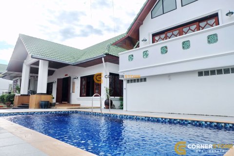 Estudio en Pattaya, Tailandia № 100384