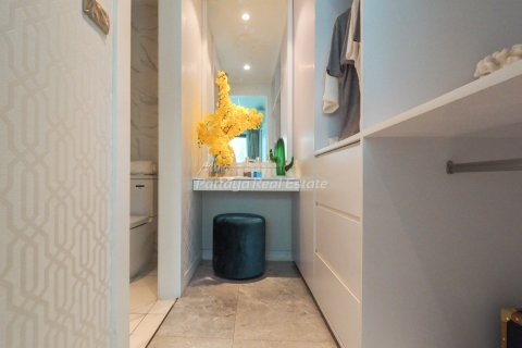 Condominio de 1 dormitorio en Bang Lamung, Tailandia № 105067 - foto 11