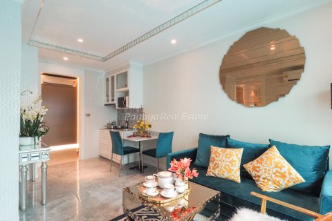 Condominio de 1 dormitorio en Bang Lamung, Tailandia № 105067 - foto 10