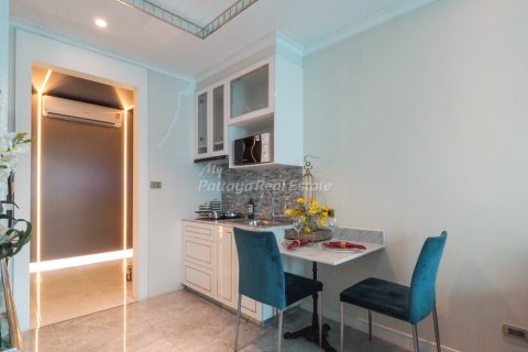 Condominio de 1 dormitorio en Bang Lamung, Tailandia № 105067 - foto 2