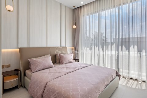 Casa de 4 dormitorios en Pattaya, Tailandia № 105062 - foto 10