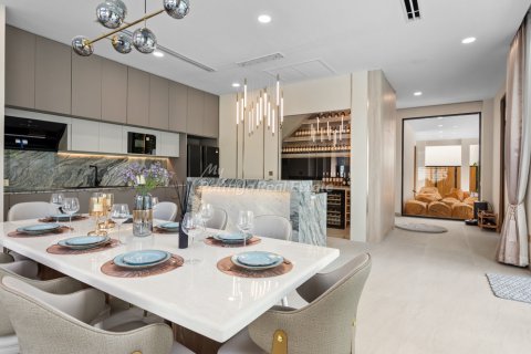 Casa de 4 dormitorios en Pattaya, Tailandia № 105062 - foto 4