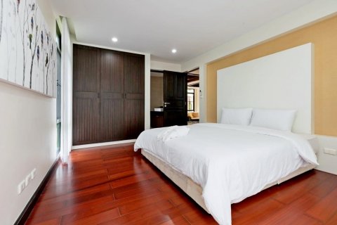 Casa de 4 dormitorios en Pattaya, Tailandia № 8616 - foto 13
