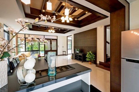 Casa de 4 dormitorios en Pattaya, Tailandia № 8616 - foto 9