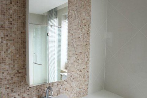 Condominio de 2 dormitorios en Pattaya, Tailandia № 130655 - foto 12