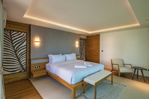 Casa de 4 dormitorios en Ko Samui, Tailandia № 130658 - foto 12