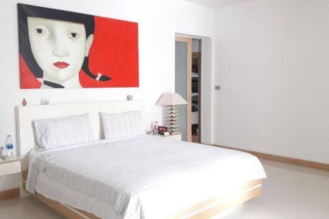 Casa de 3 dormitorios en Pattaya, Tailandia № 130654 - foto 18