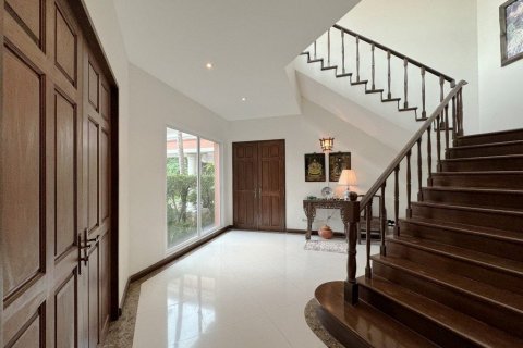 House in Pattaya, Thailand 4 bedrooms № 99597 - photo 10