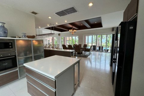 House in Pattaya, Thailand 4 bedrooms № 99597 - photo 19
