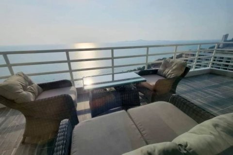 Condominio de 3 dormitorios en Pattaya, Tailandia № 99598