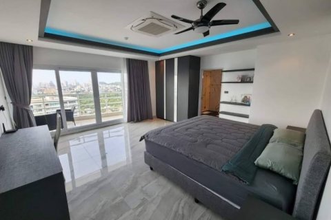 Condominio de 3 dormitorios en Pattaya, Tailandia № 99598 - foto 11