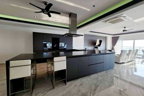 Condominio de 3 dormitorios en Pattaya, Tailandia № 99598 - foto 9