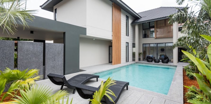 Villa in Chiang Mai, Thailand 4 Schlafzimmer № 126506