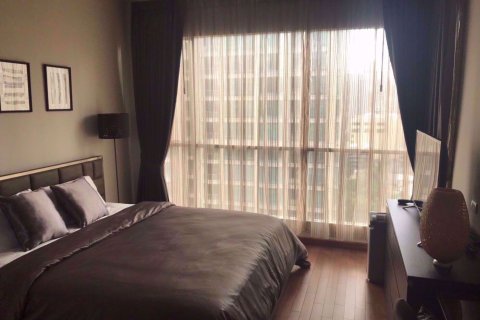 Condo in Bangkok, Thailand, 2 bedrooms in The Address Chidlom  № 78362