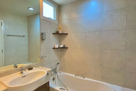 Condominio de 2 dormitorios en Hua Hin, Tailandia № 125143 - foto 13