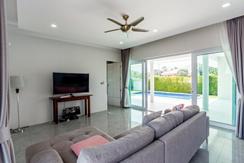 Casa de 3 dormitorios en Hua Hin, Tailandia № 125148 - foto 6
