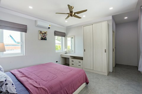 Casa de 3 dormitorios en Hua Hin, Tailandia № 125148 - foto 10