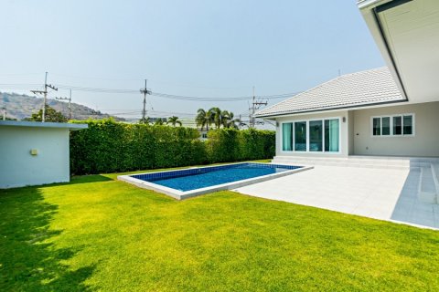 Casa de 3 dormitorios en Hua Hin, Tailandia № 125148 - foto 4