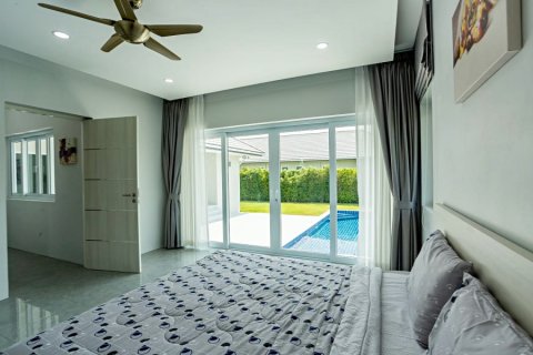 Casa de 3 dormitorios en Hua Hin, Tailandia № 125148 - foto 14