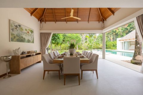 Chalet de 4 dormitorios en Phuket, Tailandia № 124863 - foto 8