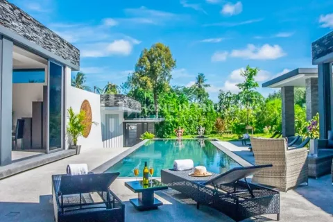 Casa de 3 dormitorios en Phuket, Tailandia № 131218 - foto 2