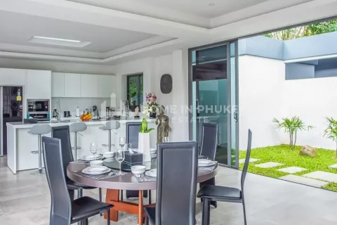Casa de 3 dormitorios en Phuket, Tailandia № 131218 - foto 14
