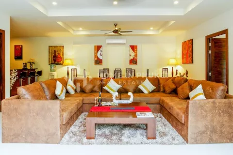 Casa de 5 dormitorios en Nai Harn Beach, Tailandia № 131219 - foto 3