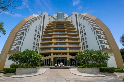 Studio in the Condo in Pattaya, Thailand  № 100191