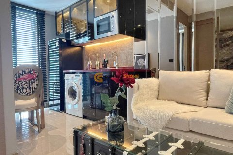 Studio in the Condo on Jomtien Beach, Pattaya, Thailand  № 100185