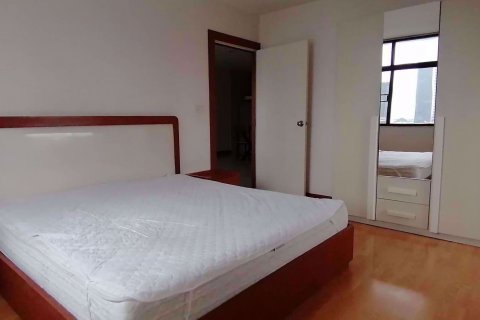Condominio de 2 dormitorios en Watthana, Bangkok, Tailandia № 77082 - foto 5