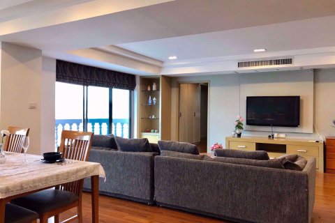Condominio de 3 dormitorios en Watthana, Bangkok, Tailandia № 77076 - foto 4