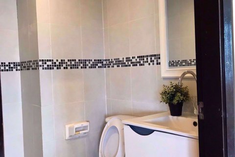 Condominio de 3 dormitorios en Watthana, Bangkok, Tailandia № 77076 - foto 14