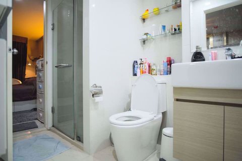 Condo in Khlong Toei, Bangkok, Thailand, 1 bedroom  № 77080 - photo 13
