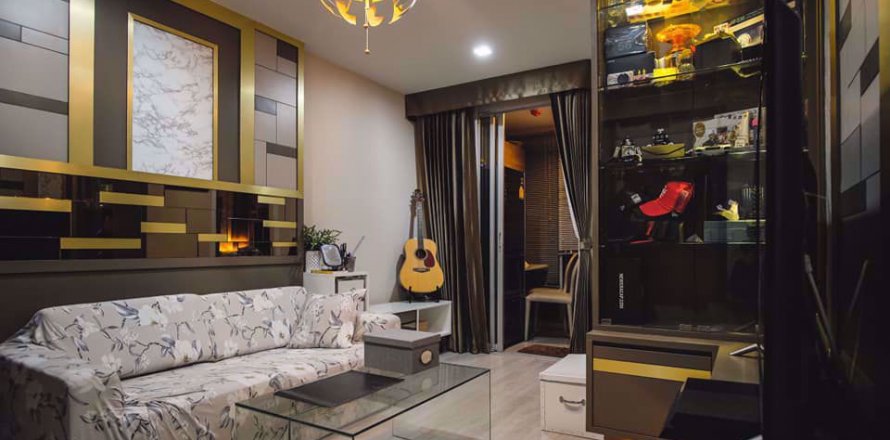 Condo in Khlong Toei, Bangkok, Thailand, 1 bedroom  № 77080