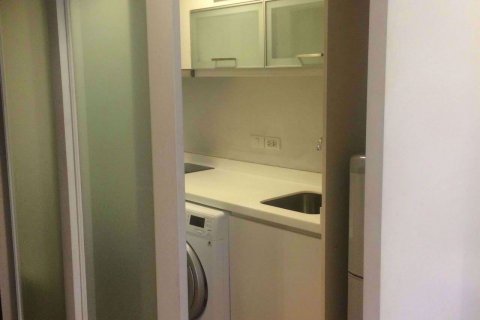 Condominio de 1 dormitorio en Watthana, Bangkok, Tailandia № 77077 - foto 7
