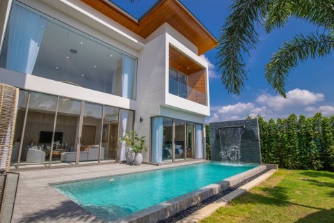 Villa in Bang Tao, Thailand 3 bedrooms № 70405