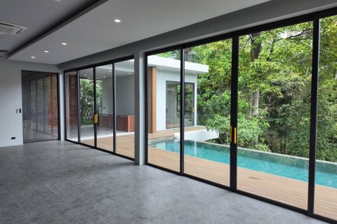 Casa de 5 dormitorios en Ko Samui, Tailandia № 144375 - foto 15