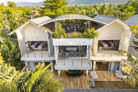 Villa in Surat Thani, Thailand 5 bedrooms № 121133
