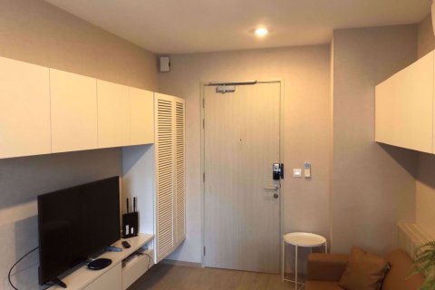 Condominio de 1 dormitorio en Bang Rak, Bangkok, Tailandia № 76919 - foto 2