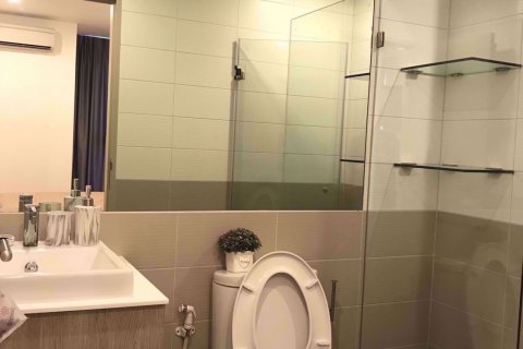 Condominio de 1 dormitorio en Bang Rak, Bangkok, Tailandia № 76917 - foto 7