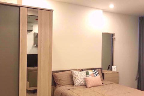 Condominio de 1 dormitorio en Bang Rak, Bangkok, Tailandia № 76917 - foto 5