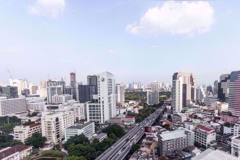 Condominio de 2 dormitorios en Bang Rak, Bangkok, Tailandia № 76916 - foto 9