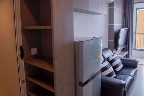 Condominio de 1 dormitorio en Bang Rak, Bangkok, Tailandia № 76918 - foto 2