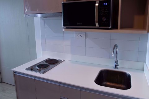 Condominio de 1 dormitorio en Bang Rak, Bangkok, Tailandia № 76918 - foto 6