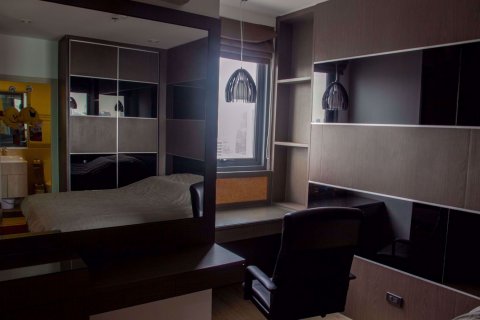 Condominio de 1 dormitorio en Bang Rak, Bangkok, Tailandia № 76918 - foto 4