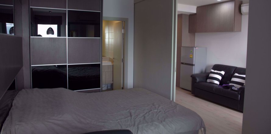 Condominio de 1 dormitorio en Bang Rak, Bangkok, Tailandia № 76918