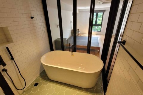 Condominio de 2 dormitorios en Bangkok, Tailandia № 132776 - foto 8