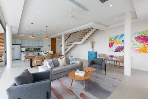 Chalet de 3 dormitorios en Surat Thani, Tailandia № 124696 - foto 8